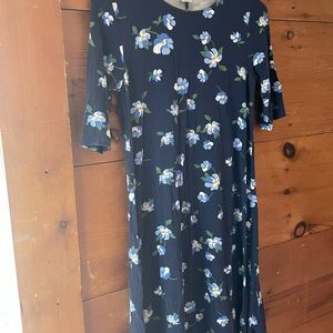 Old navy floral dress!